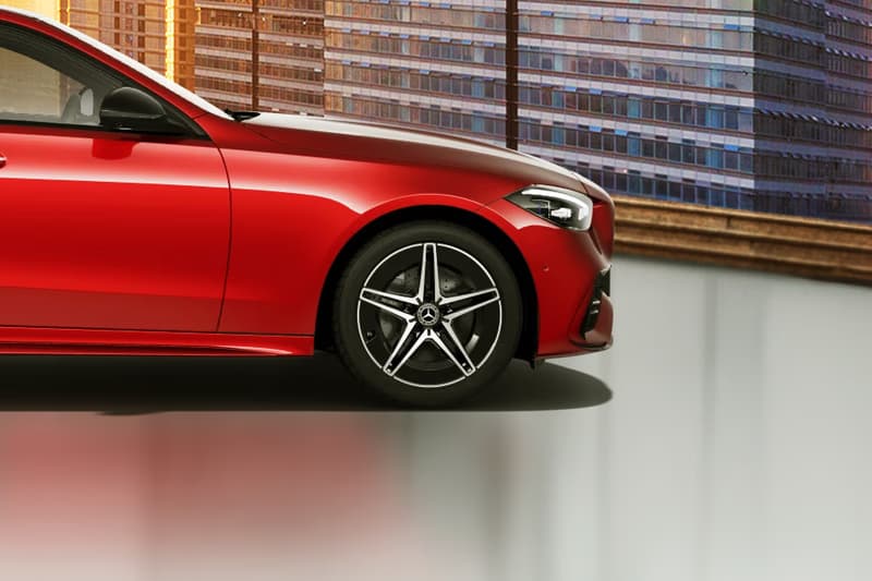 Mercedes-Benz C-Class thumbnail 4
