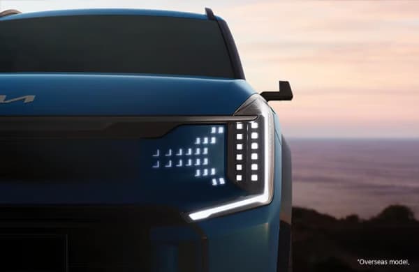 Kia EV9 thumbnail 3