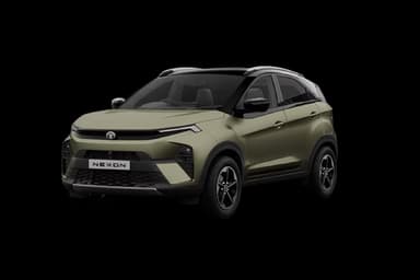 Nexon Smart Plus CNG