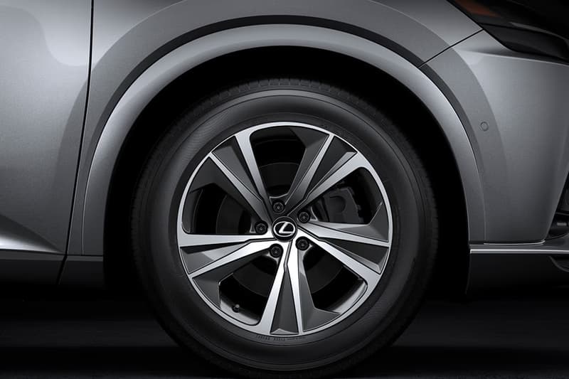 Lexus RX thumbnail 2