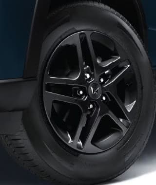 Mahindra Bolero Neo thumbnail 2