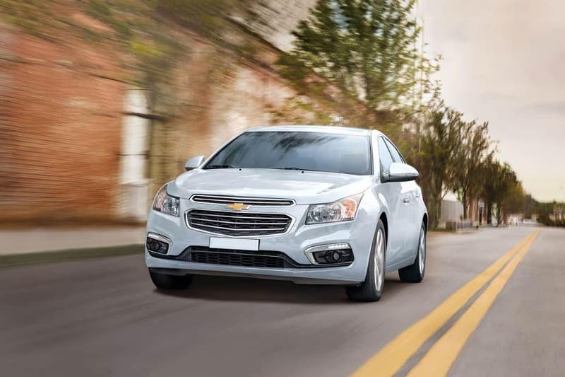 Chevrolet Cruze thumbnail 1