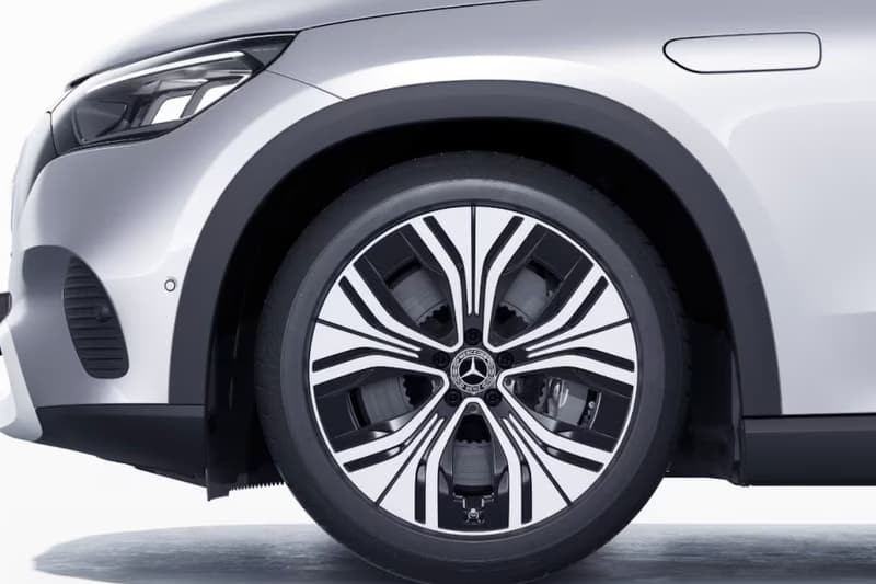 Mercedes-Benz EQE SUV thumbnail 2
