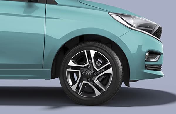 Tata Tiago thumbnail 2