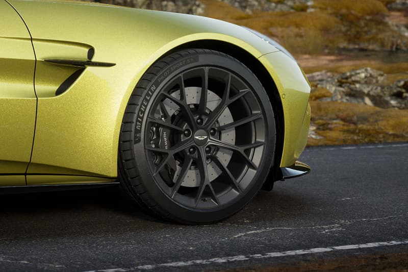 Aston Martin Vantage thumbnail 4